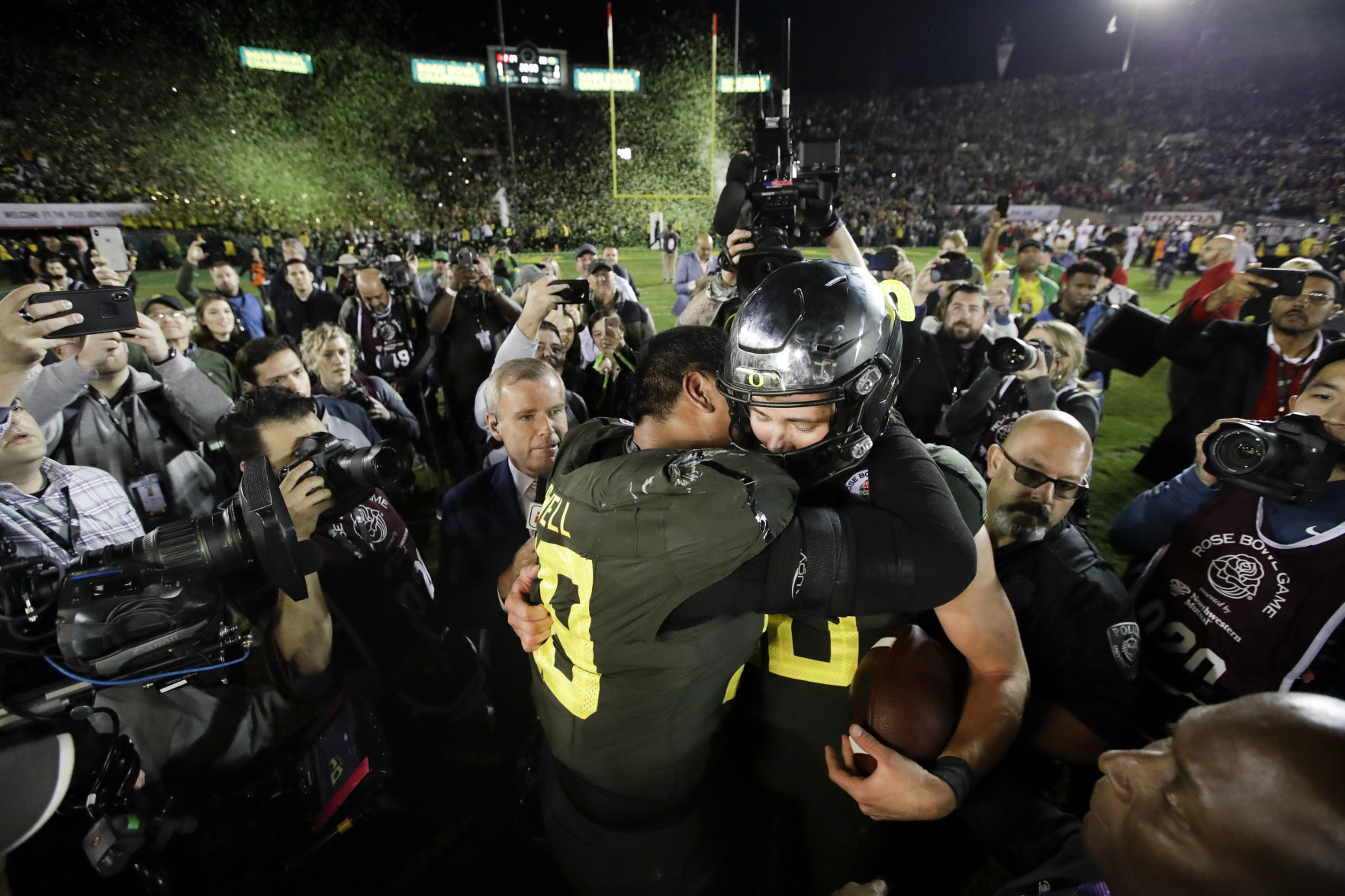 Ducks 28, Badgers 27